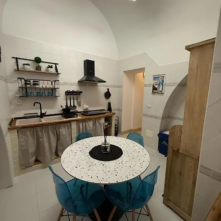Via Giacomo Matteotti 8 Apartment *